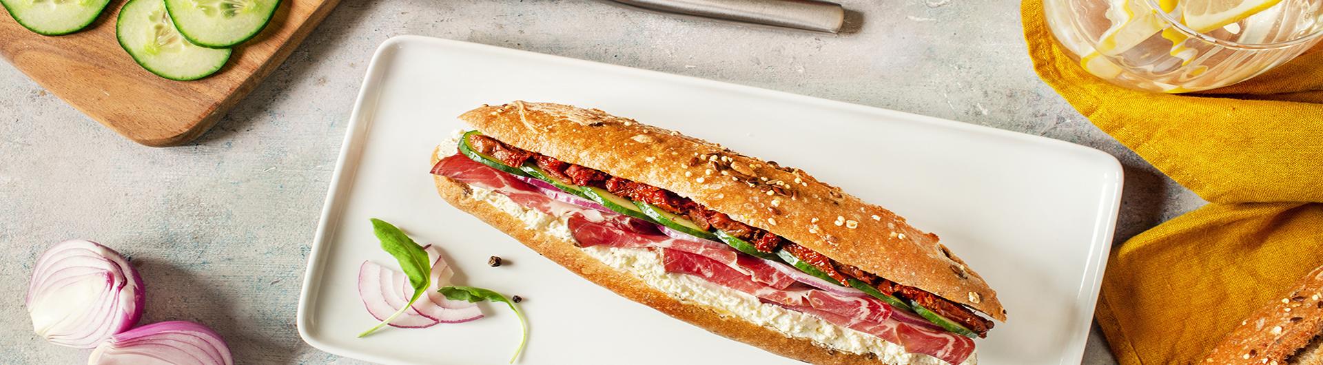 Sandwich coppa et tomates confites au Fromage Fouetté Madame Loïk Nature