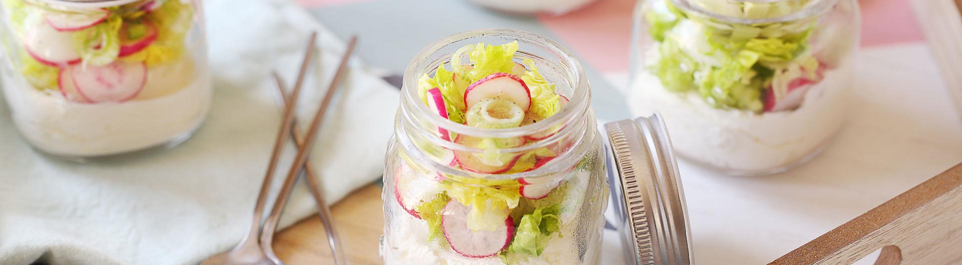 Verrines de radis, vinaigrette wasabi et Fromage Fouetté Madame Loïk Nature au Sel de Guérande