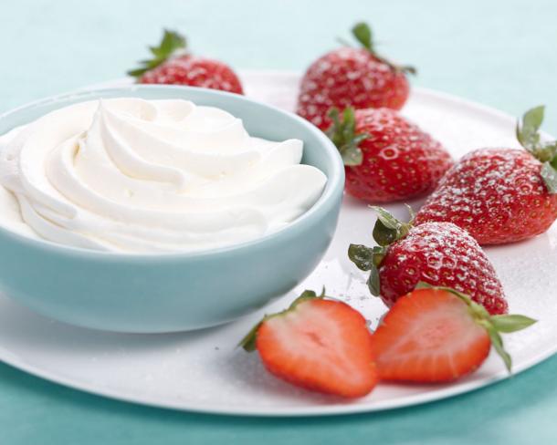 Crème chantilly à la Crème Fraîche Épaisse 30%