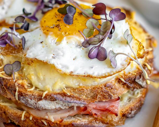 Croque Madame à l’Emmental Râpé Paysan Breton