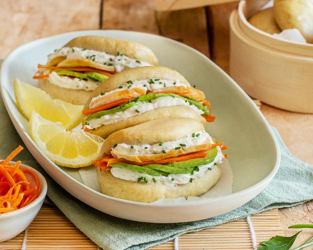 Sandwichs Bao au Fromage Fouetté Madame Loïk Ail et Fines Herbes