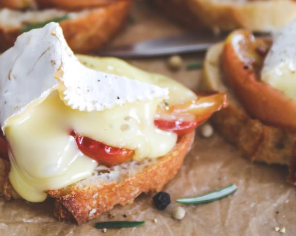 Tartines aux pomme et Camembert